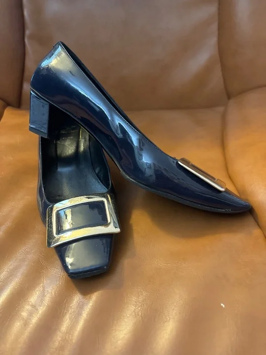 Roger Vivier Shoes - Picture 6 of 6